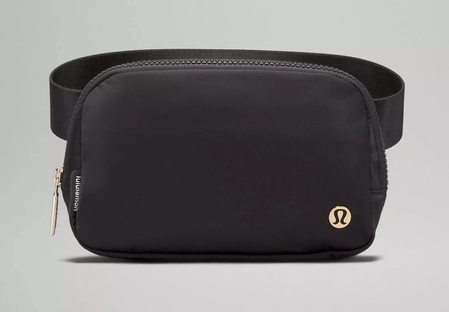 “New deals With Tag* Lululemon Everywhere Belt Bag