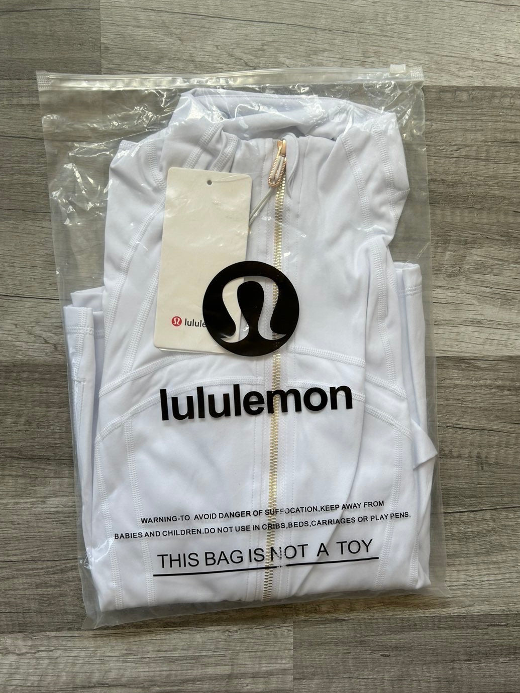 Lululemon Define Jacket Nulu White and Gold Zipper Size 6 Small New With Tags