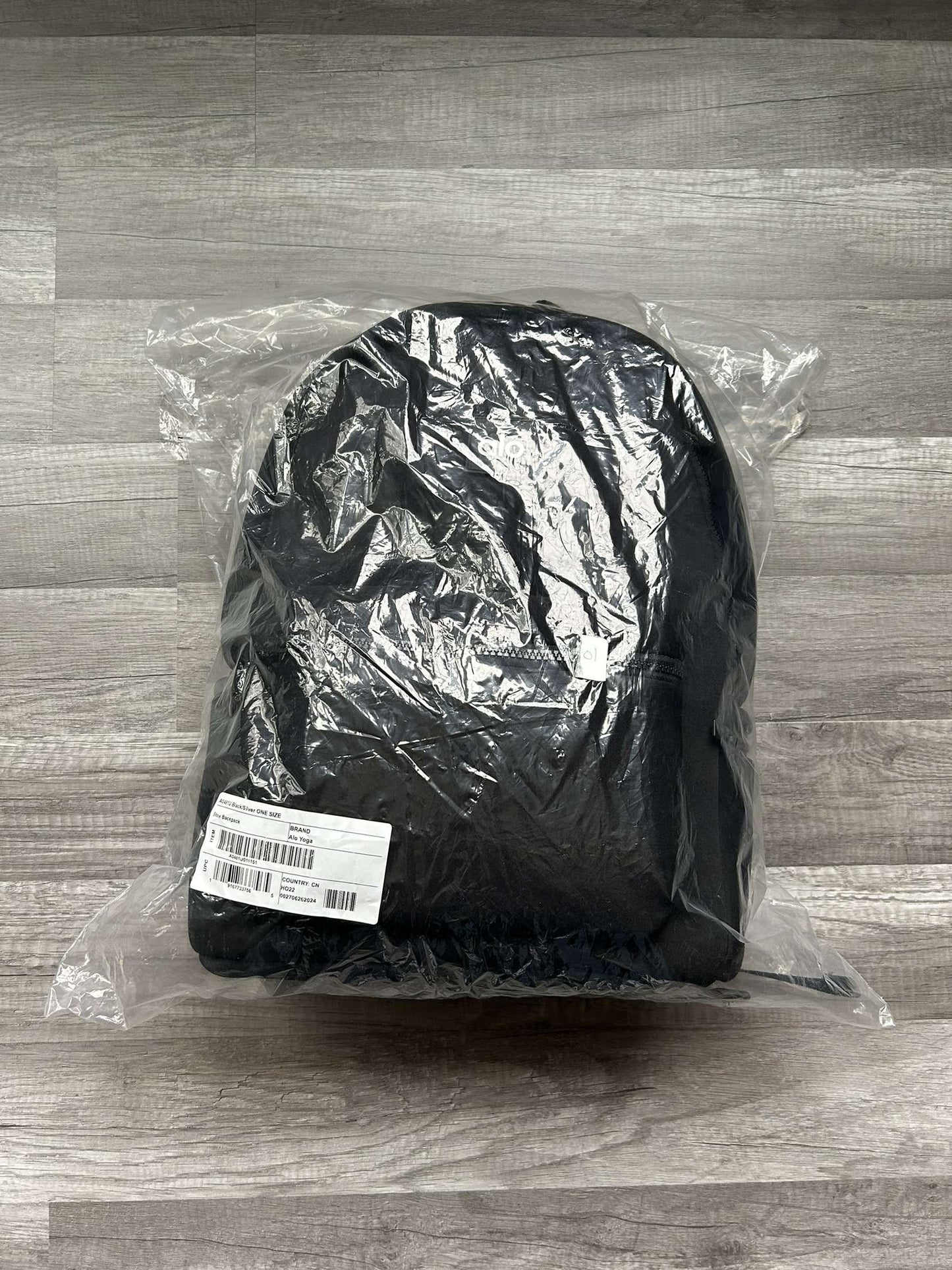 Alo Yoga Stow Backpack Black New With Tags 17.6L