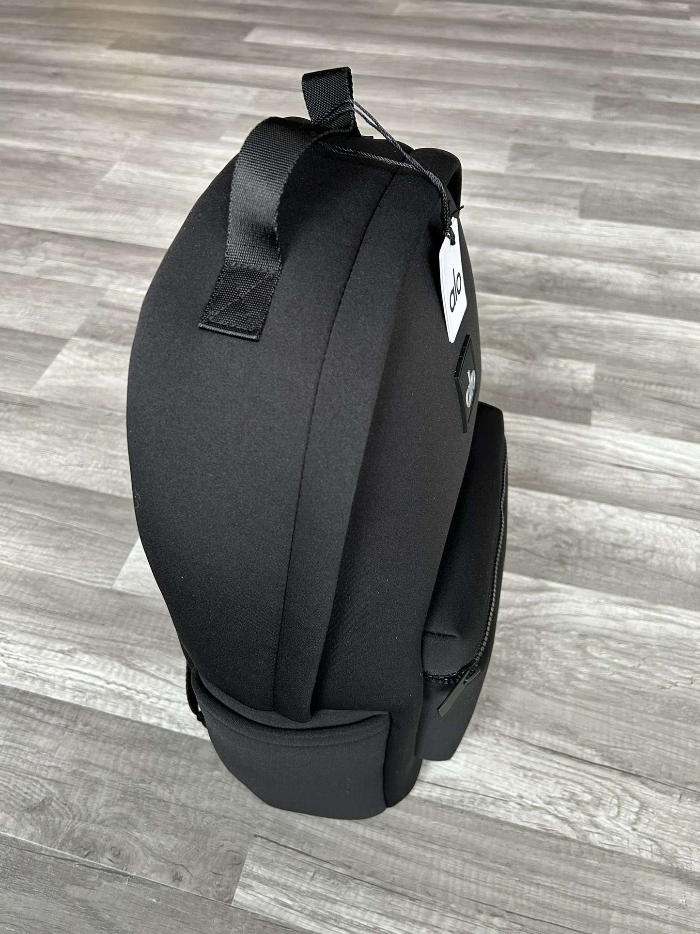 Alo Yoga Stow Backpack Black New With Tags 17.6L