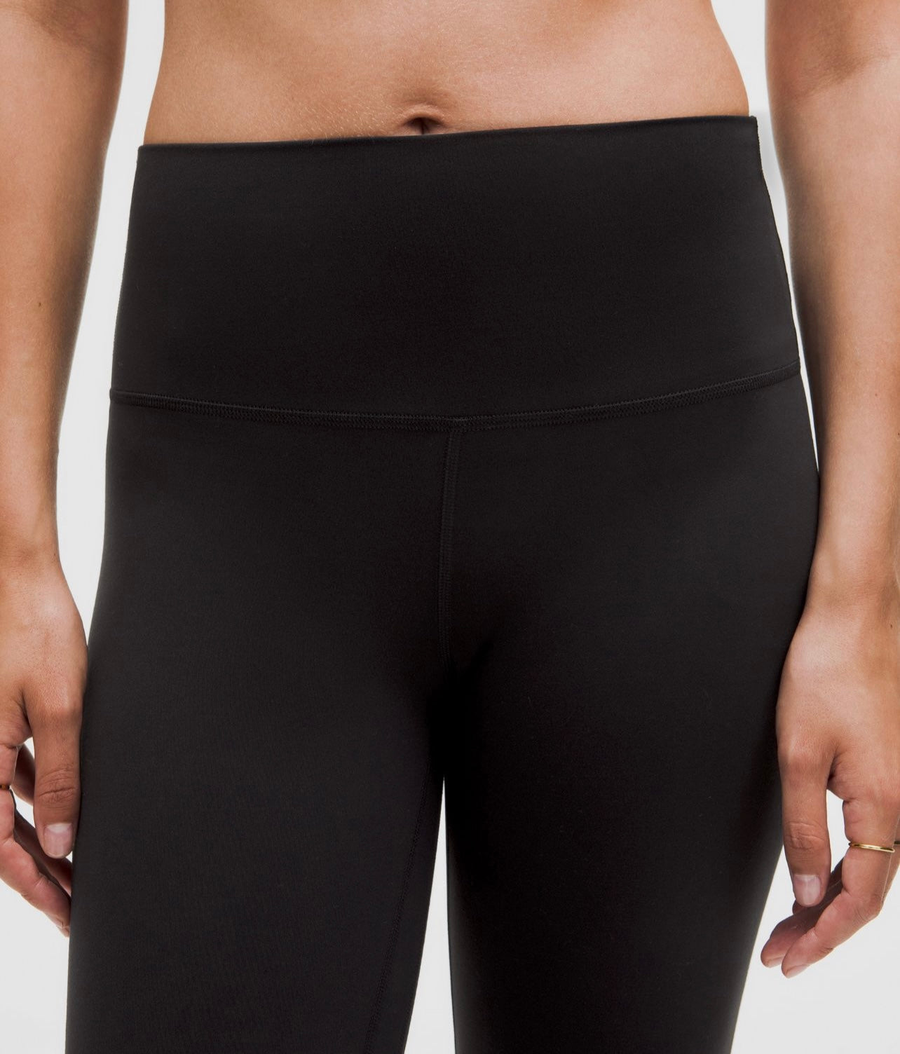 Lululemon Align High Rise Pants Black Size 6 Small