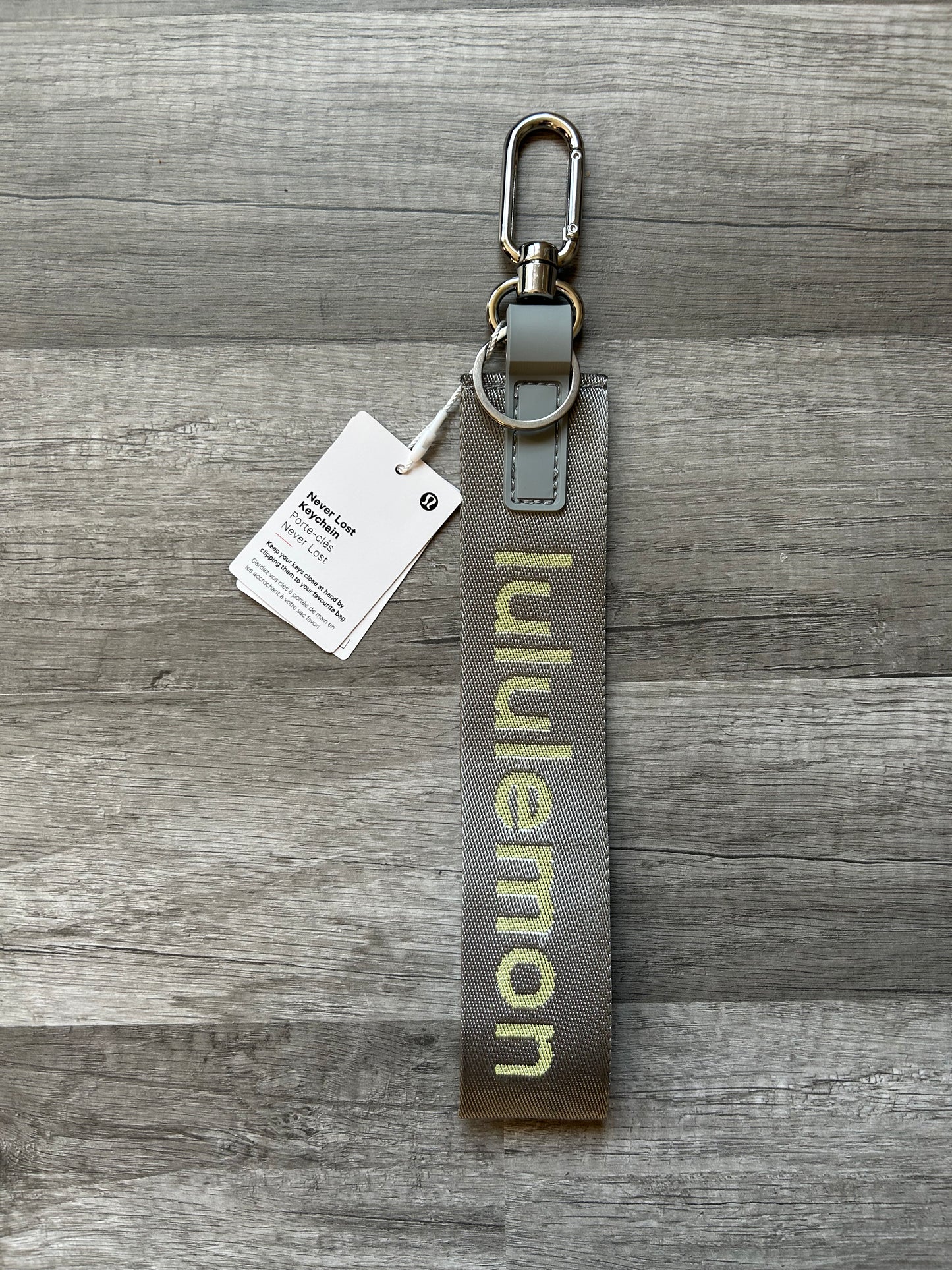 Lululemon Never Lost Keychain Grey Green New With Tags