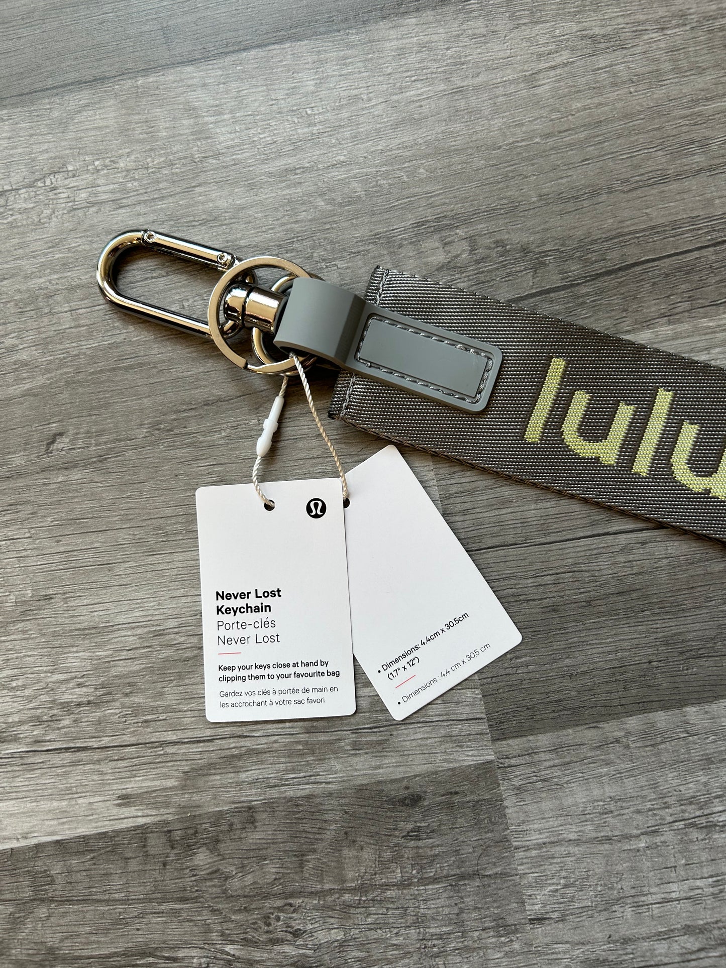 Lululemon Never Lost Keychain Grey Green New With Tags
