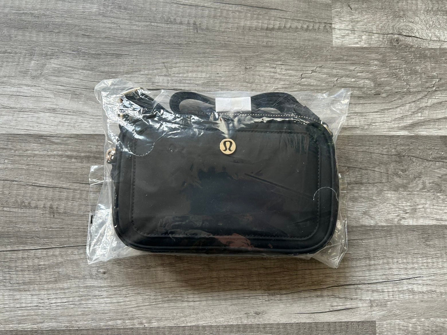 Lululemon Crossbody Camera Bag Black New With Tags 2L