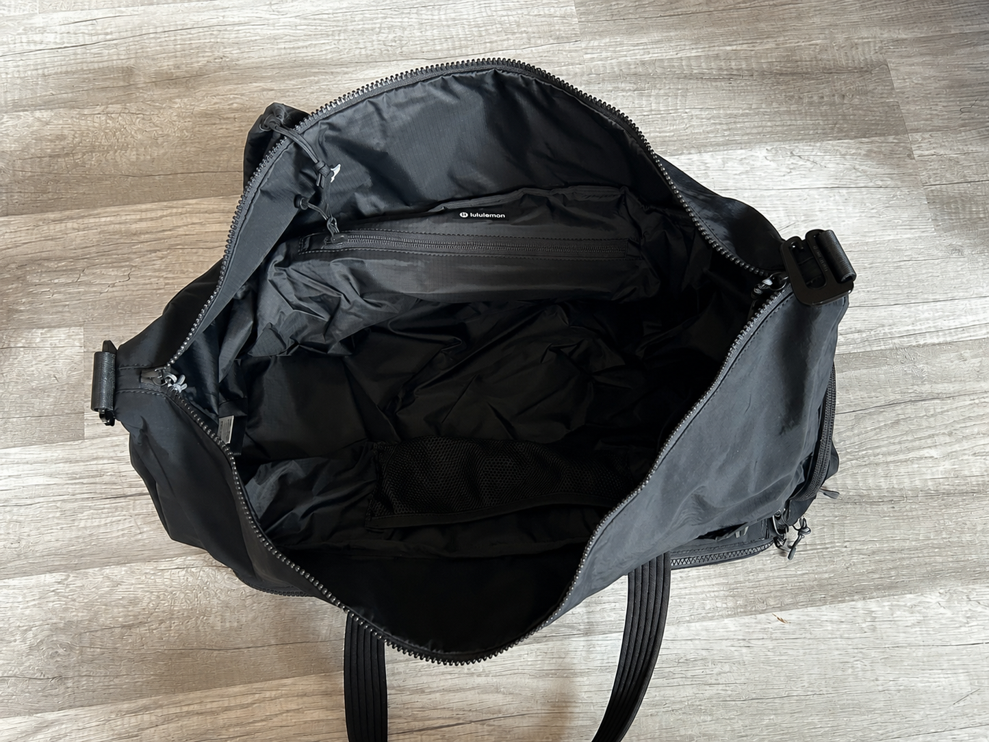 Lululemon 3-in-1 Gym Duffle Bag Black New With Tags 30L