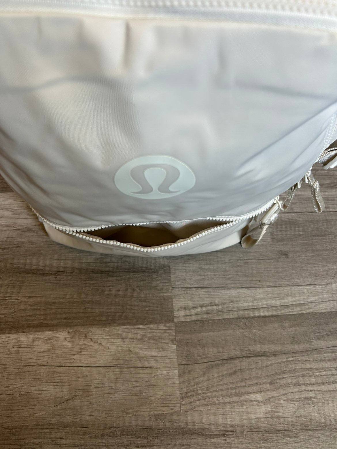Lululemon Backpack New Crew White New With Tags 22L