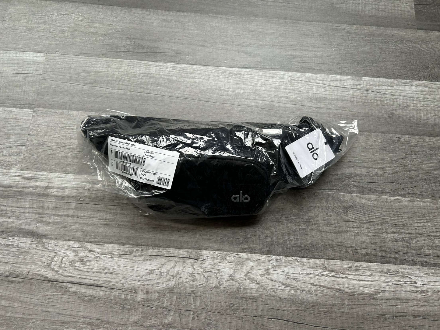 Alo Yoga Explorer Fanny Pack Black New With Tags 3L