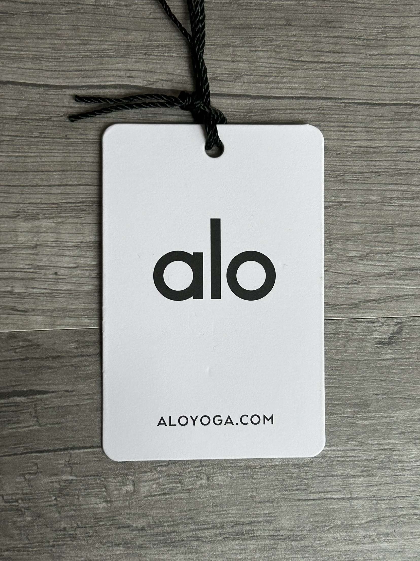 新品　alo ヨガブラ W9818R ブラック/ホワイト M Alo Yoga Explorer Fanny Pack Black New With Tags 3L – Crown One