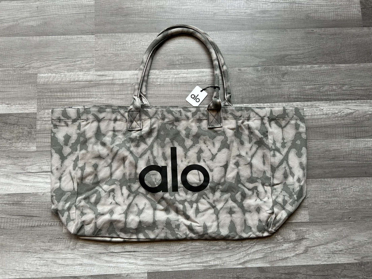 Alo Yoga Canvas Iconic Shopper Tote Bag Gray Tie Die