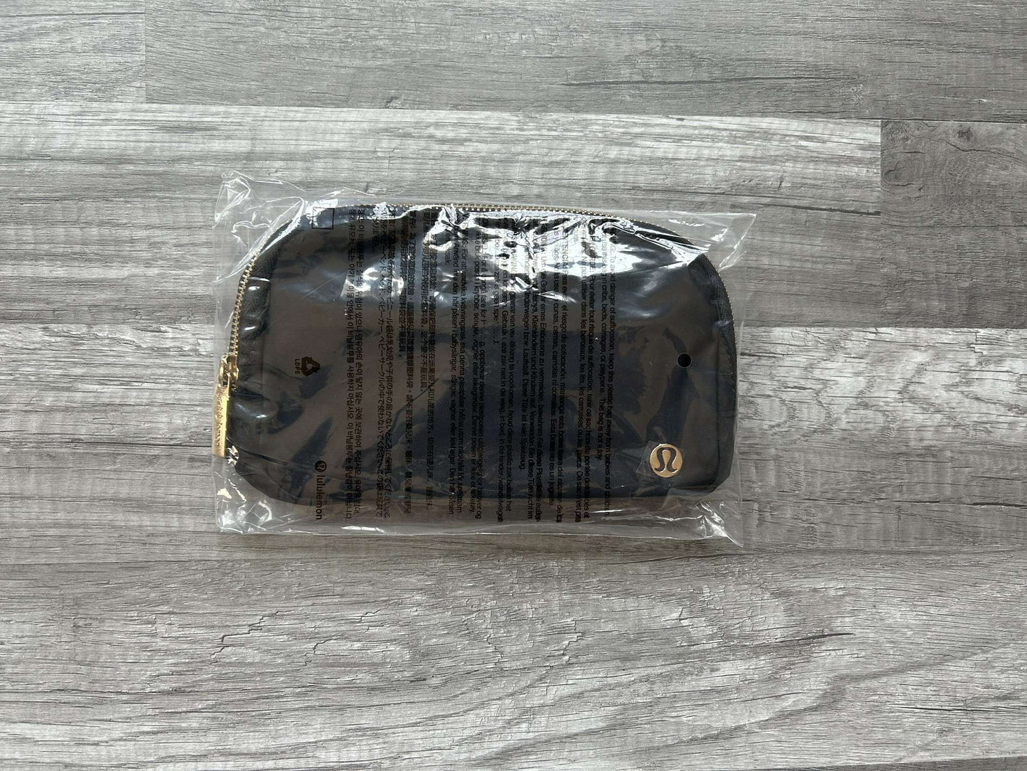 Lululemon Everywhere Belt Bag Black and Gold Wordmark New With Tags 1L