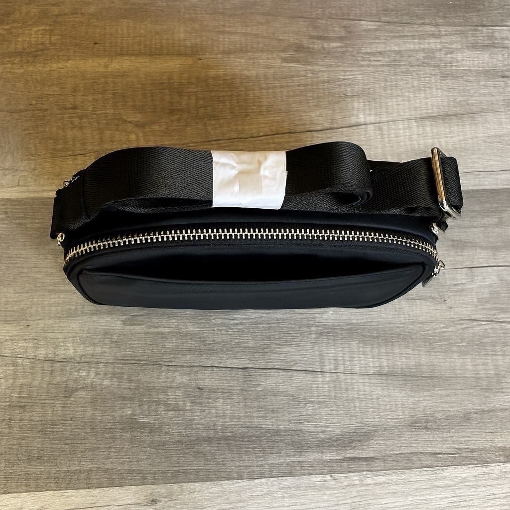 Lululemon Crossbody Camera Bag Black New With Tags 2L