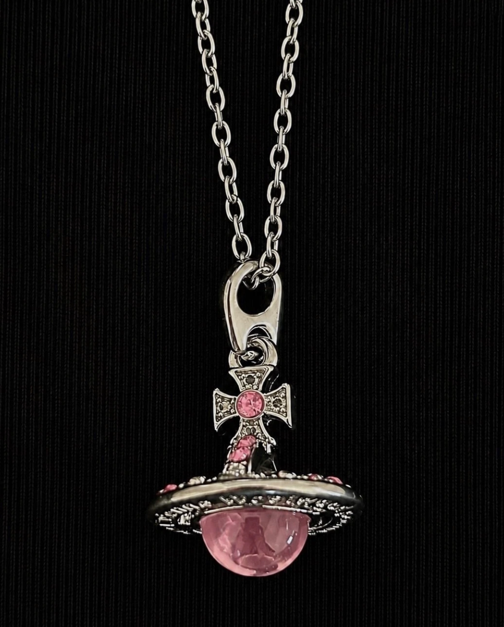 Vivienne Westwood Orb Necklace Pendant Pink Brand New
