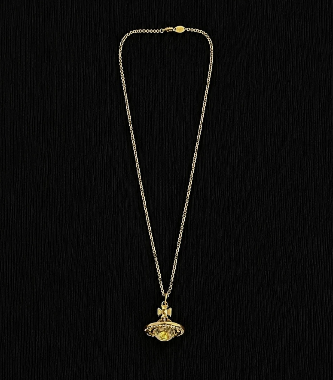 Vivienne Westwood Orb Necklace Pendant Gold Brand New